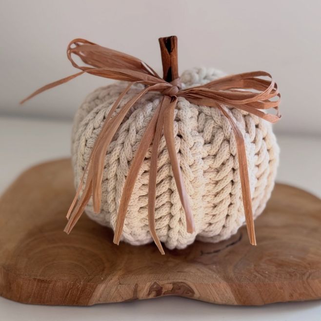 Krémové dýně? 🎃 A proč by ne. Hodí se totiž do každého domova 🏡 Co myslíte vy? 🤩